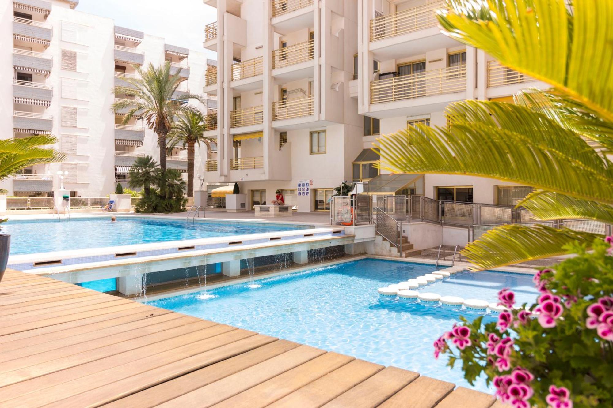 Novelty I Arysal 2 Lejlighed Salou Eksteriør billede